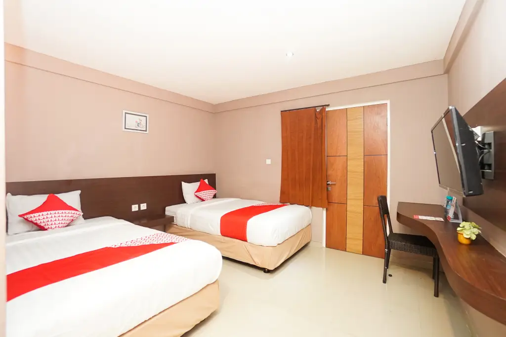 Сурабая: Hotel O 98 Residence Near Petra Christian University
