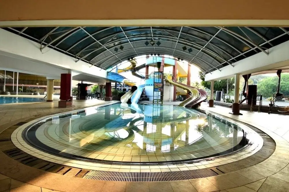 Батанг: Hotel Sendang Sari