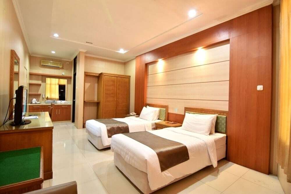 Батанг: Hotel Sendang Sari
