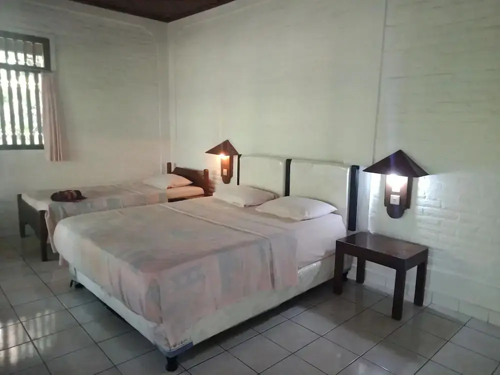 Каликбукбук: Rini Hotel