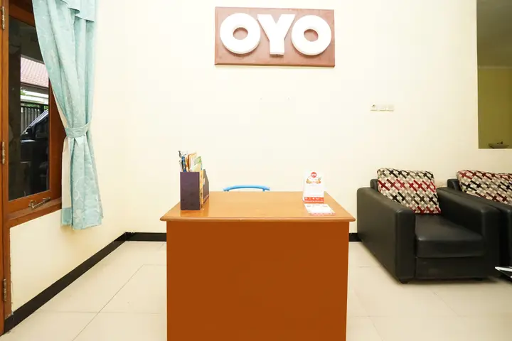 Маланг: OYO 302 Karolin Homestay