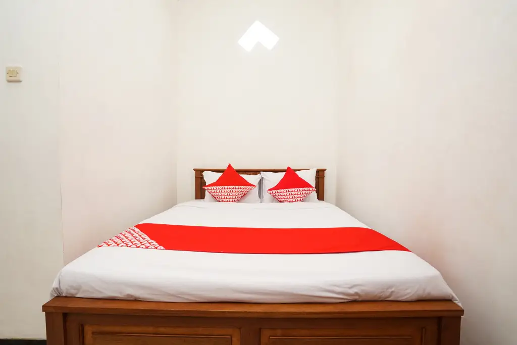 Маланг: OYO 302 Karolin Homestay