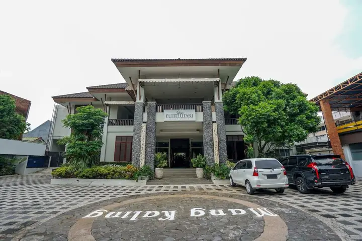 Маланг: Putri Utari Guest House