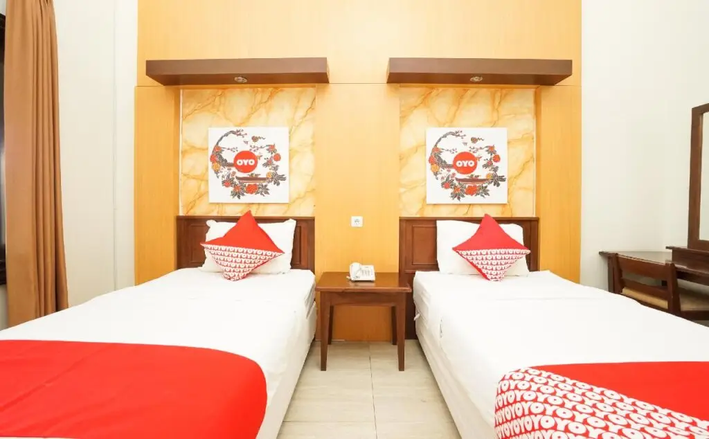 Травас: OYO 309 Avila Ketapan Rame Hotel