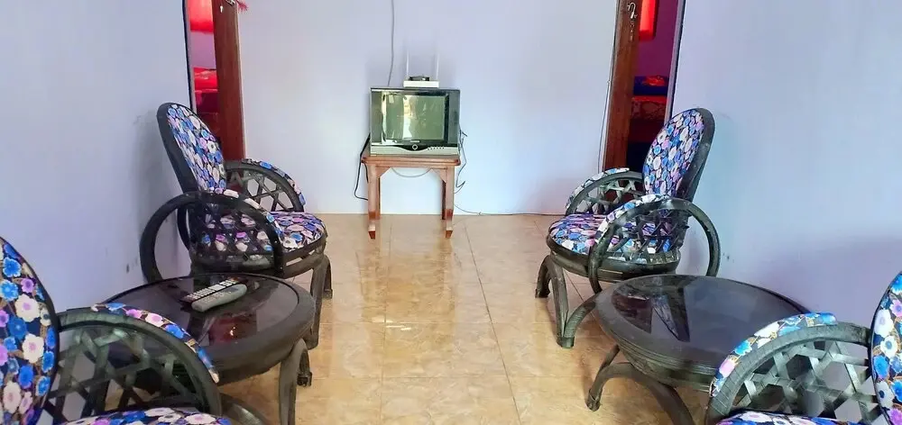 Надисари: Livia Homestay