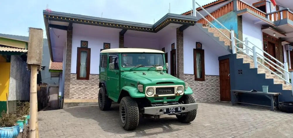 Надисари: Livia Homestay