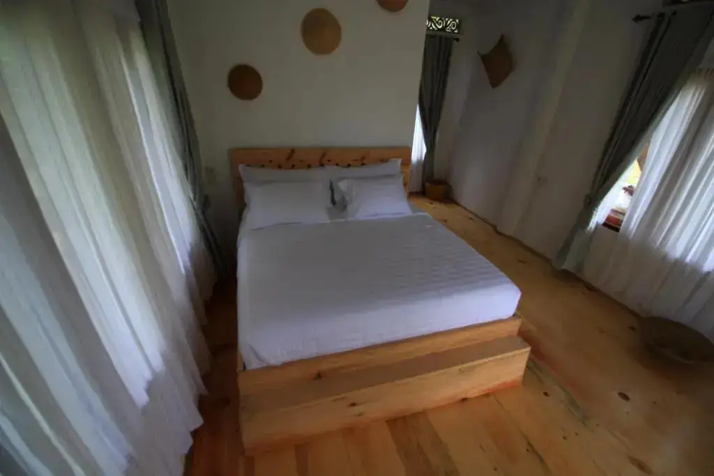 Букиттинги: Padi Ecolodge