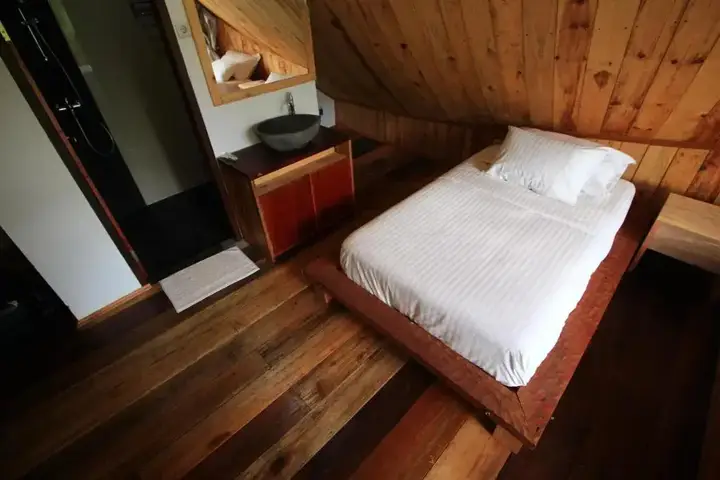 Букиттинги: Padi Ecolodge