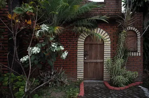RedDoorz Plus @ Suryakencana Kota Sukabumi — фото 1