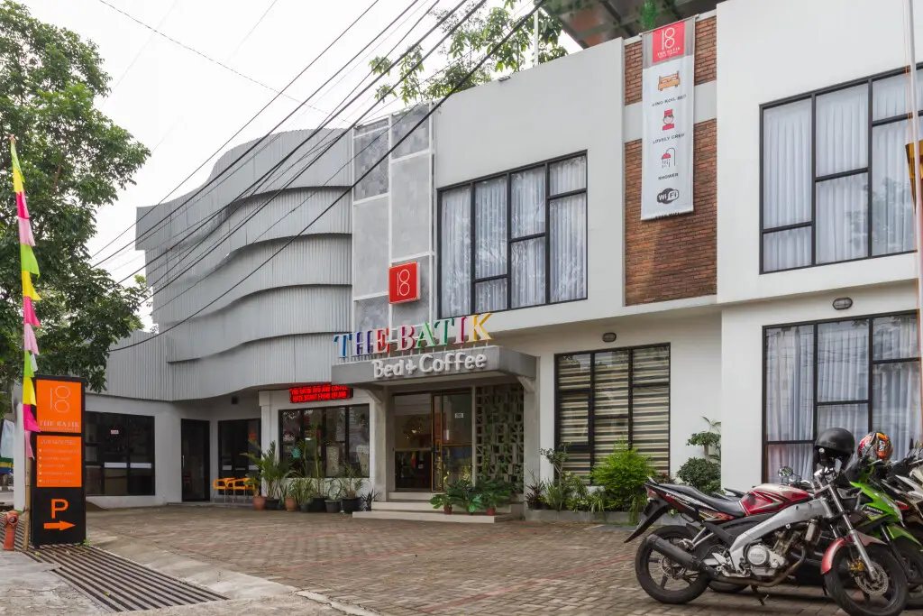 Бандунг: RedDoorz Premium @ The Batik Hotel Moh. Toha