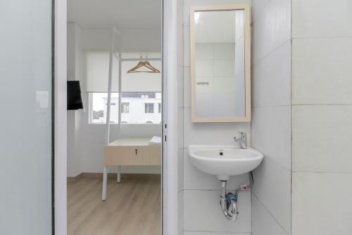 Палембанг: RedDoorz Plus near SoMa Rajawali Palembang
