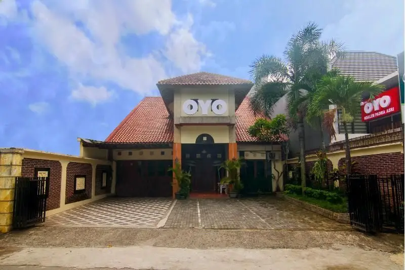 Ngaglik: OYO 326 Ndalem Padma Asri Guest House