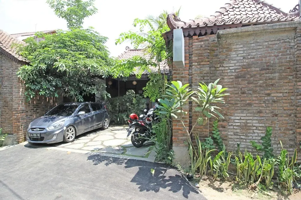 RedDoorz near Borobudur Temple 2 — фото 1