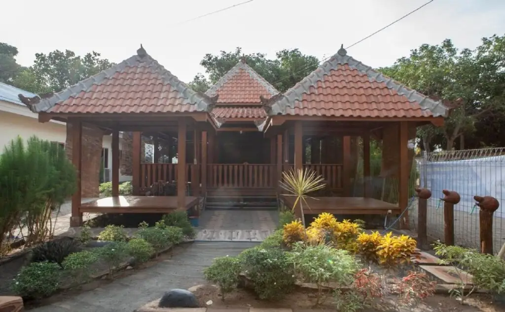 Ситубондо: RedDoorz near Baluran National Park