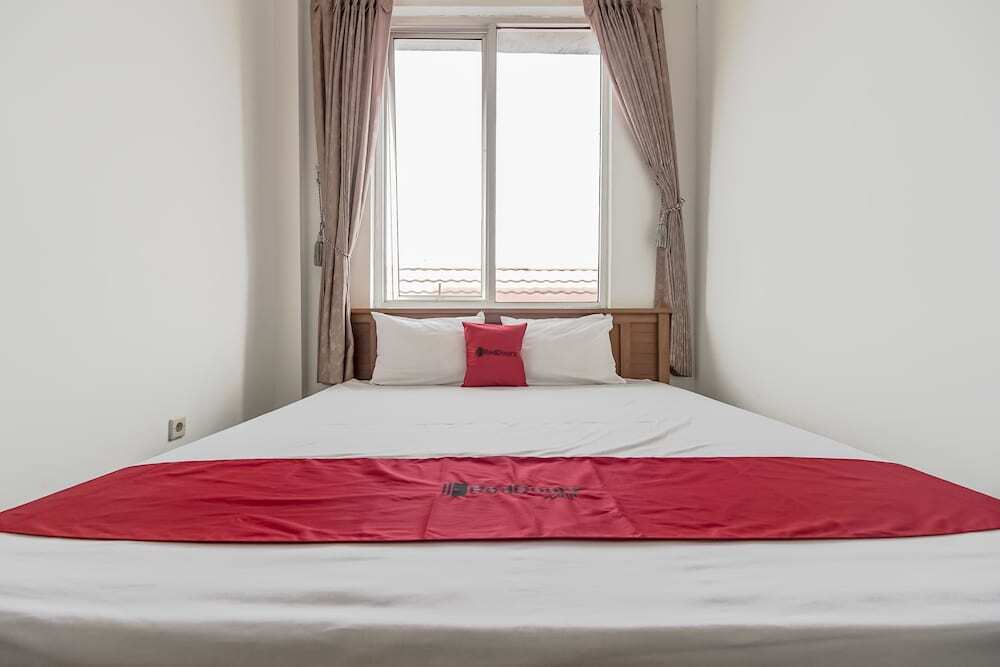 Белитунг: RedDoorz near Pantai Tanjung Pendam 2