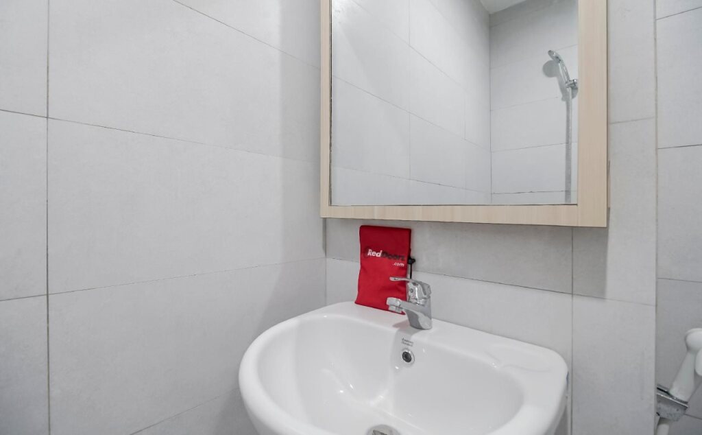 Палембанг: RedDoorz Plus @ Catania LRT Cinde Palembang