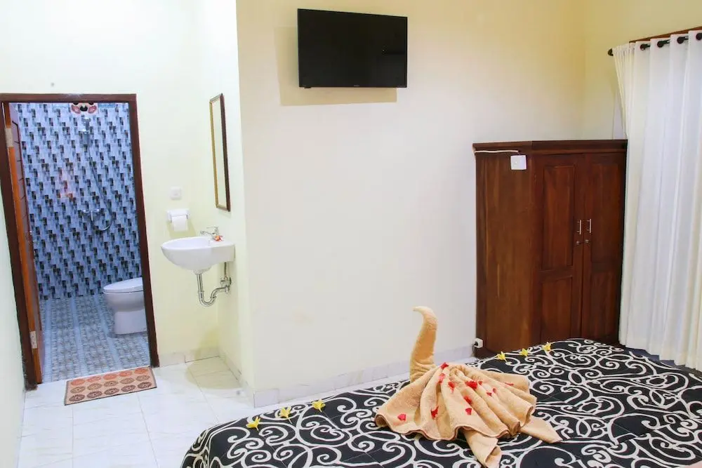Лембонган-Айленд: Medal Jaya Hostel & Room