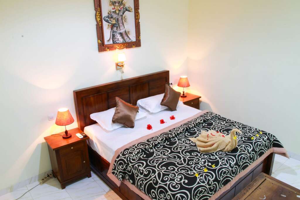 Лембонган-Айленд: Medal Jaya Hostel & Room