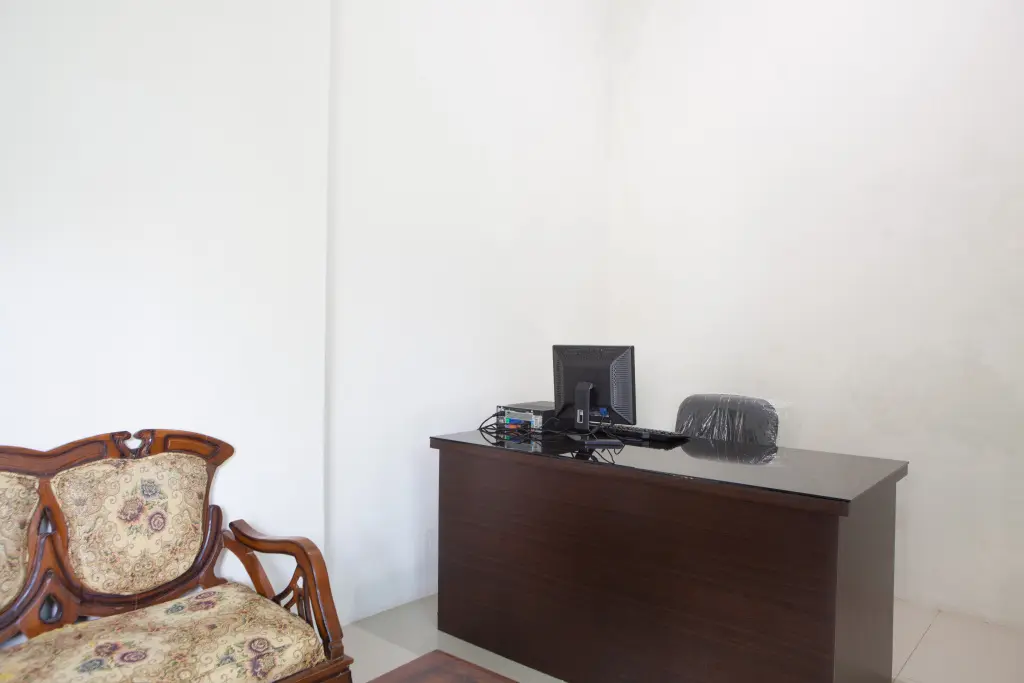 Калипуро: RedDoorz near Banyuwangi Baru Station