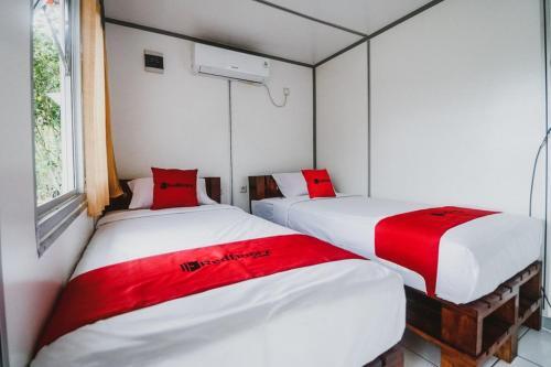 Барос: RedDoorz @ Wisata Bukit Baros