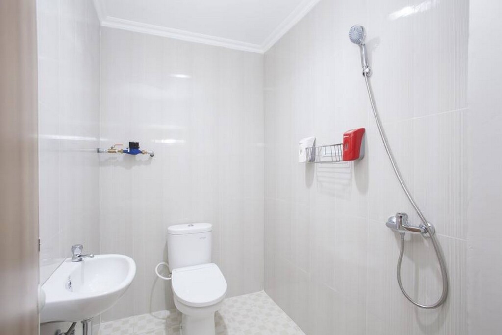 Сурабая: RedDoorz @ Genteng Surabaya