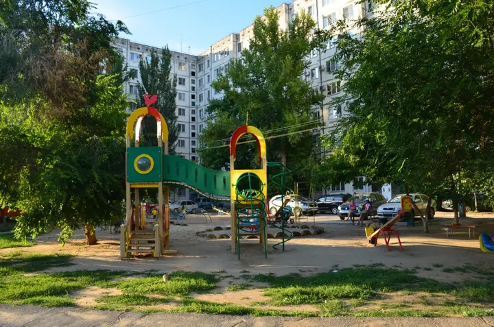 Волжский: Апартаменты ApartLux Александрова в Волжском
