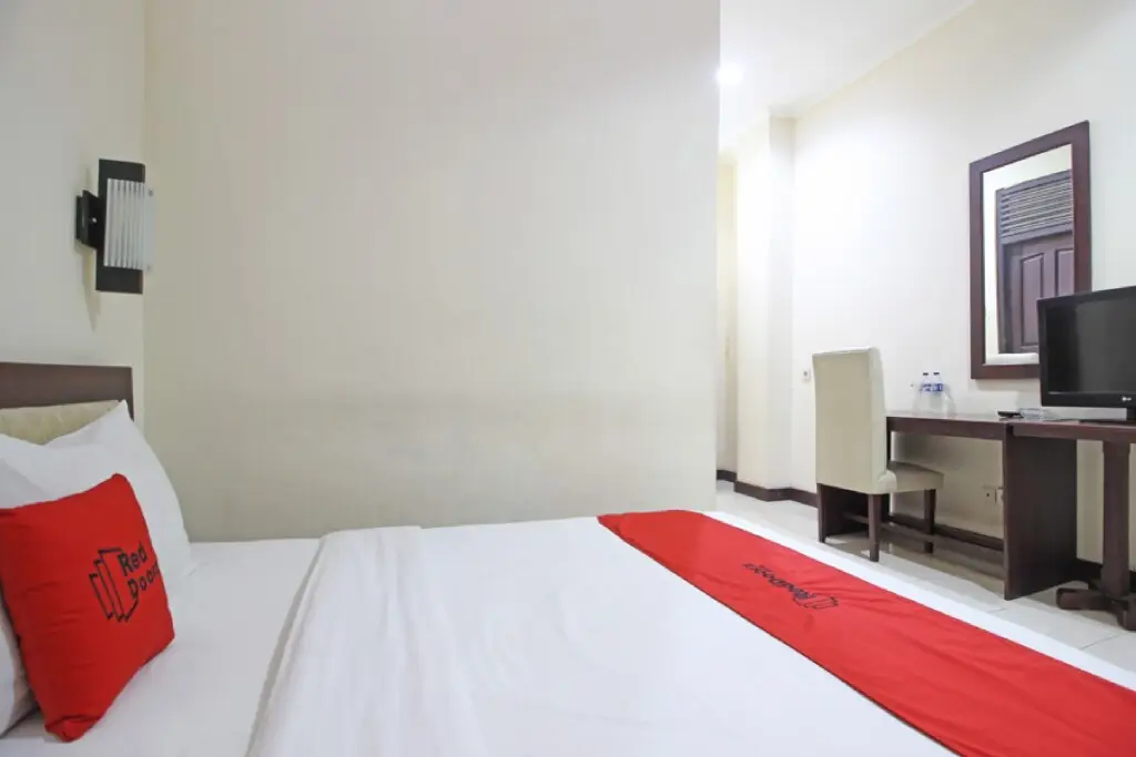Джокьякарта: RedDoorz near Station Tugu Jogja