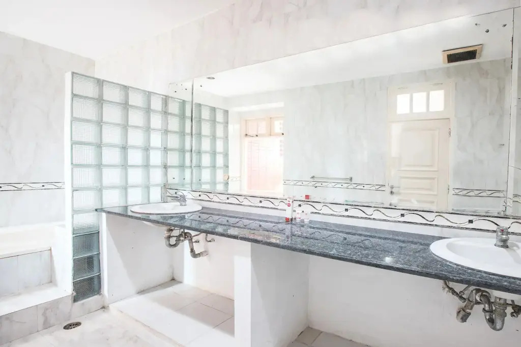 Джакарта: Super OYO 332 Residence G17 Kemang
