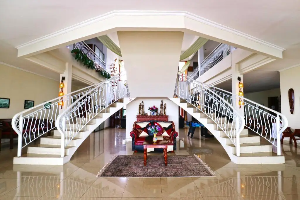 Лембанг: Hotel Villa Venety's