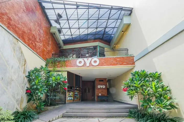 Сурабая: OYO 316 Umada Beds & Lounge Syariah