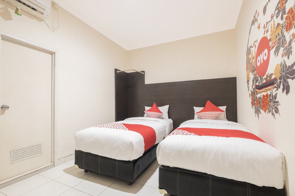 Макассар: OYO 317 New Legend Hotel