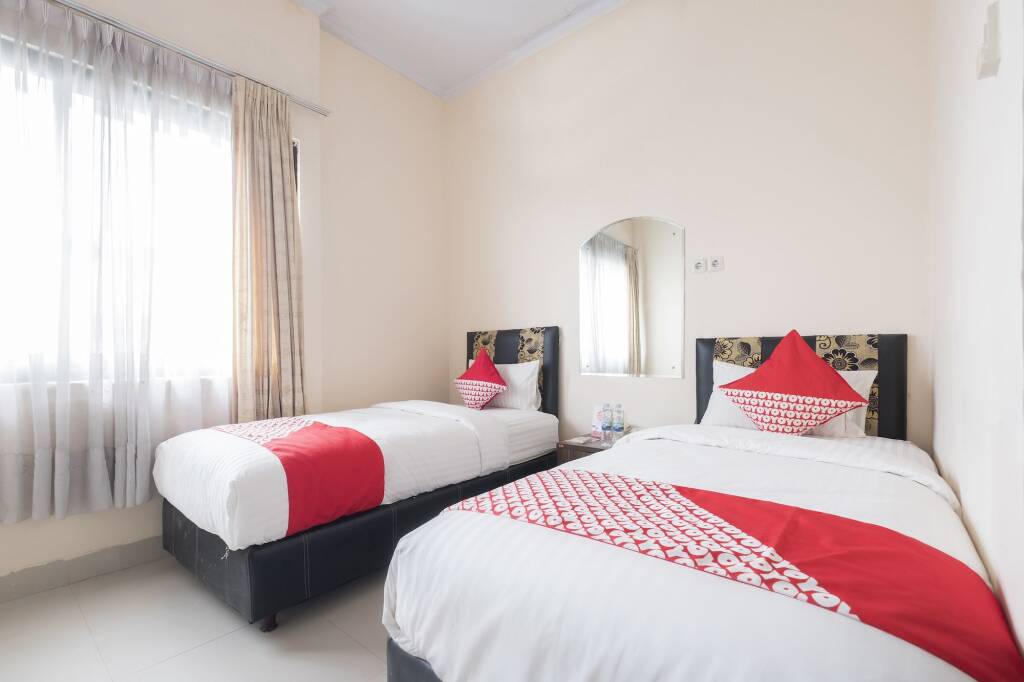 Макассар: OYO 317 New Legend Hotel