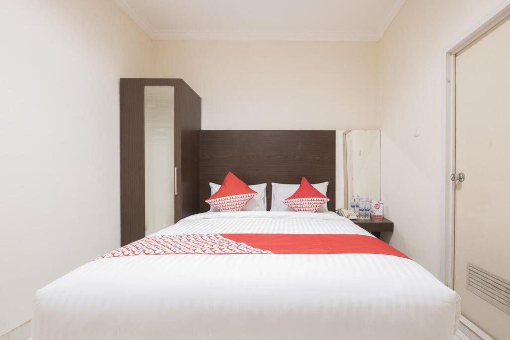 Макассар: OYO 317 New Legend Hotel