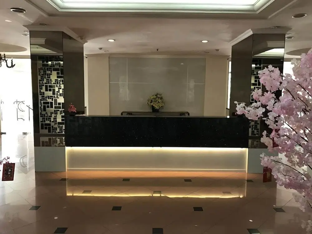 Тангеранг: Kondominium Golf Karawaci