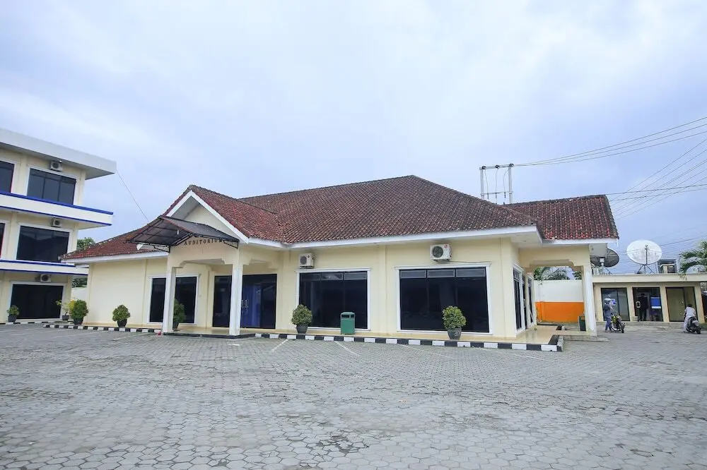 Лубуклингау: Hotel Hakmaz Taba Syariah Lubuk Linggau