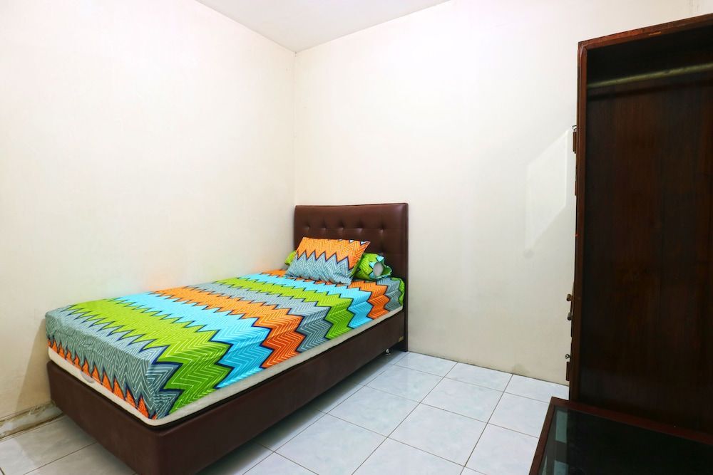 Джакарта: Premium Senen Guesthouse - Female Only