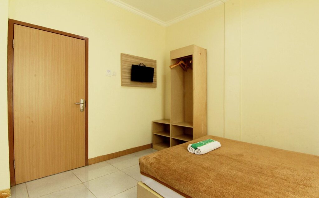 Депок: Masrilink's Guest House