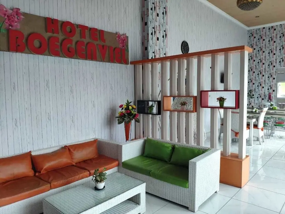 Ламонган: Hotel Boegenviel Syariah