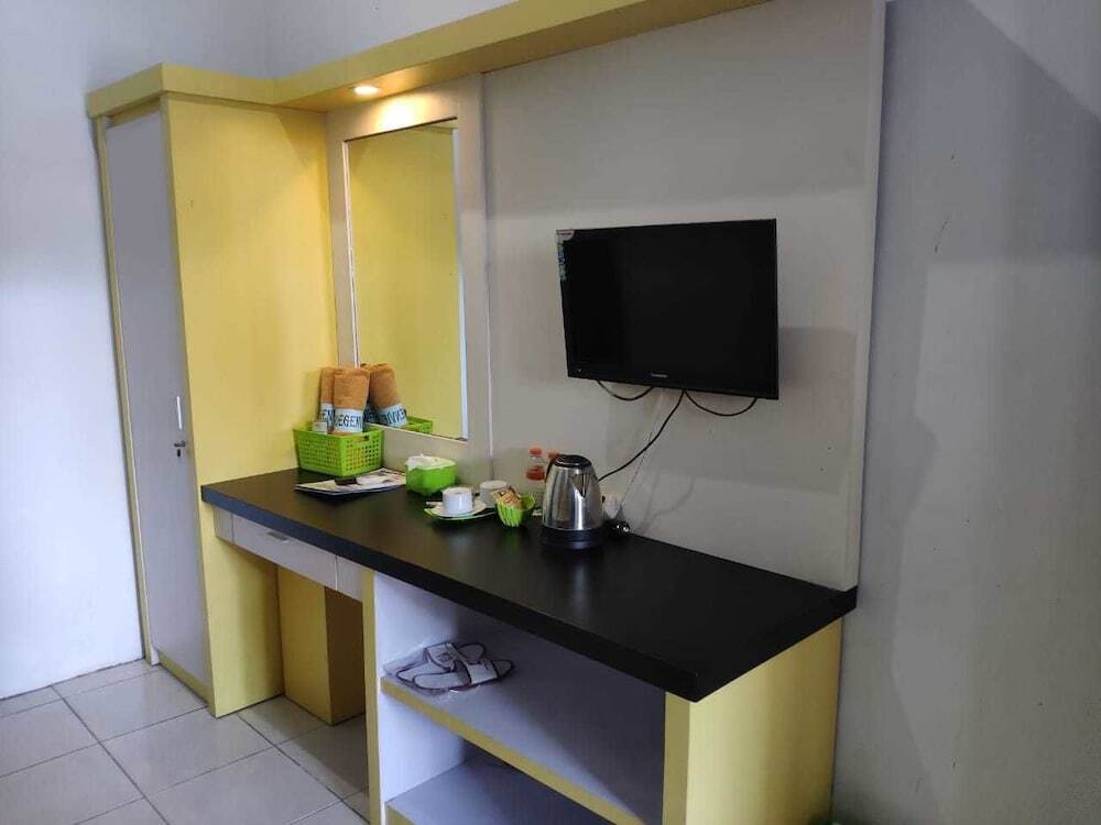 Ламонган: Hotel Boegenviel Syariah
