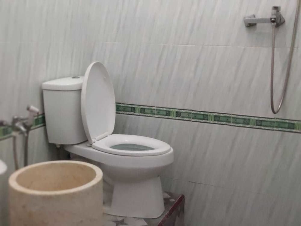 Ламонган: Hotel Boegenviel Syariah