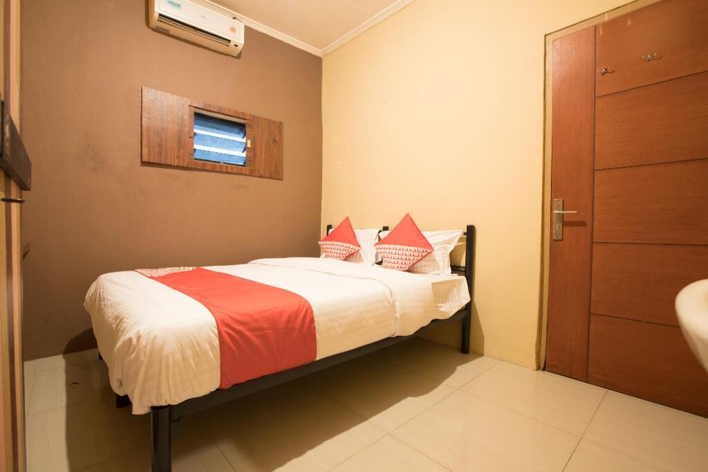 Тангеранг: OYO 298 Gemilang Guesthouse