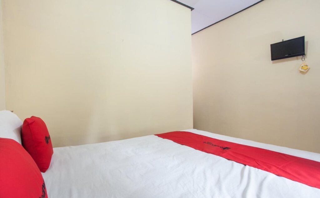 Остров Менджанган: RedDoorz near Wisata Kawah Ijen