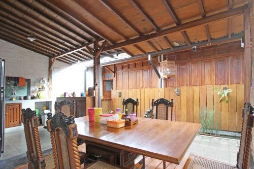 Джокьякарта: RedDoorz near Alun Alun Selatan 3