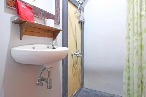 Джокьякарта: RedDoorz near Alun Alun Selatan 3
