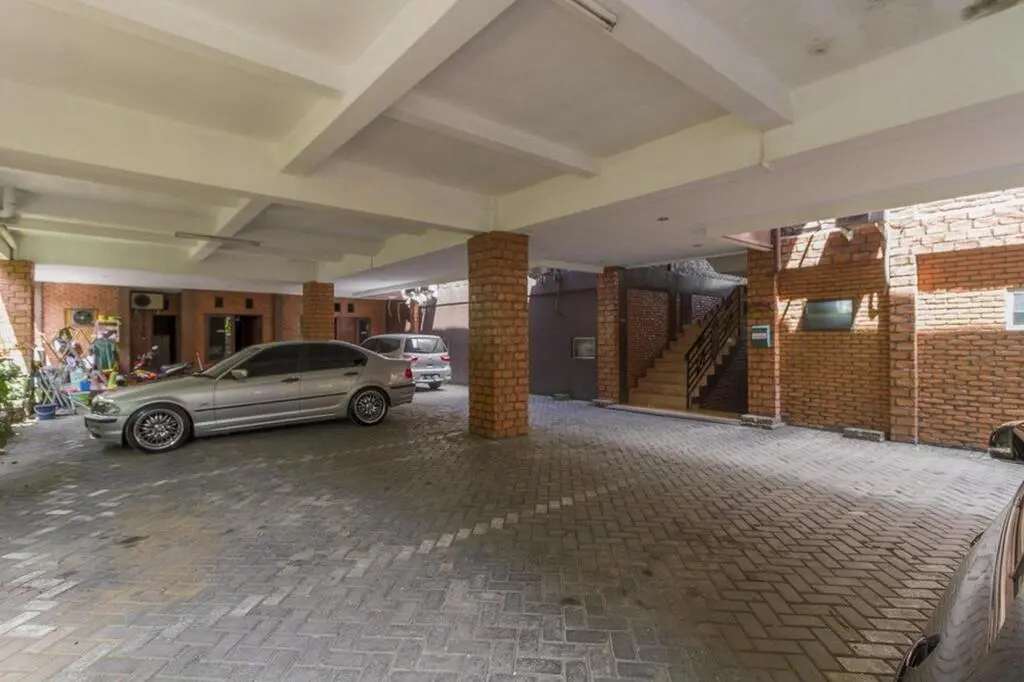 Джакарта: RedDoorz Plus @ Ampera Raya