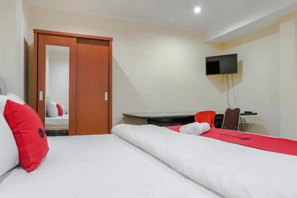Джакарта: RedDoorz @ Jalan Biak Roxy Jakarta
