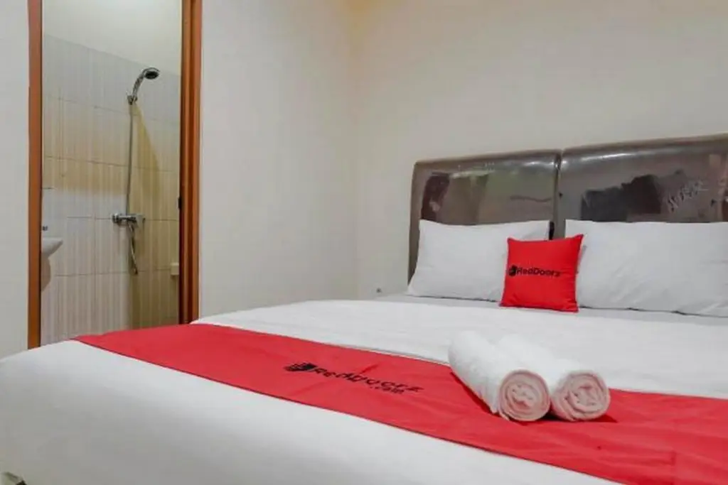 Джакарта: RedDoorz @ Jalan Biak Roxy Jakarta