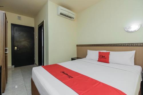Палембанг: RedDoorz Plus near Palembang Trade Center 2
