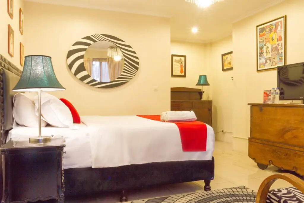 Бандунг: RedDoorz near Gasibu Bandung