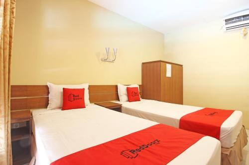 Суракарта: RedDoorz near Pusat Grosir Solo